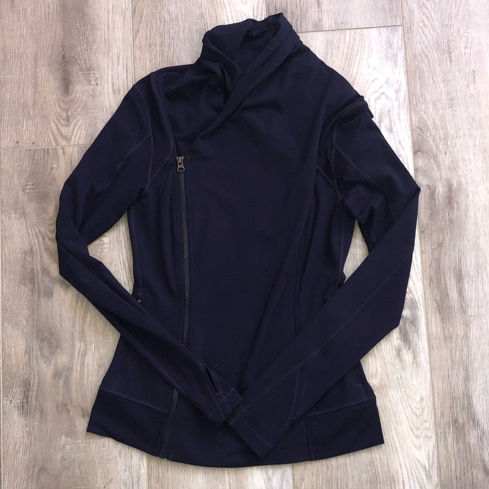 Lululemon Bhakti jacket size 8